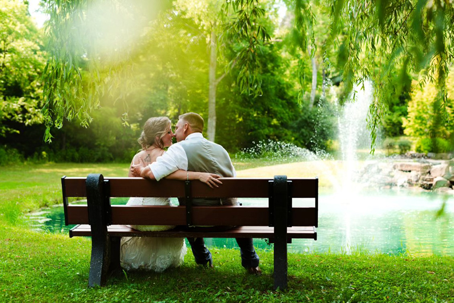 weddingcouplepond